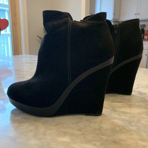 Black platform ankle boots size 8